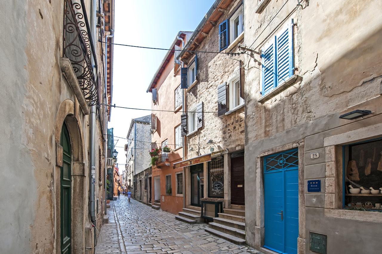 La Svalba Rooms & Studios Rovinj Extérieur photo