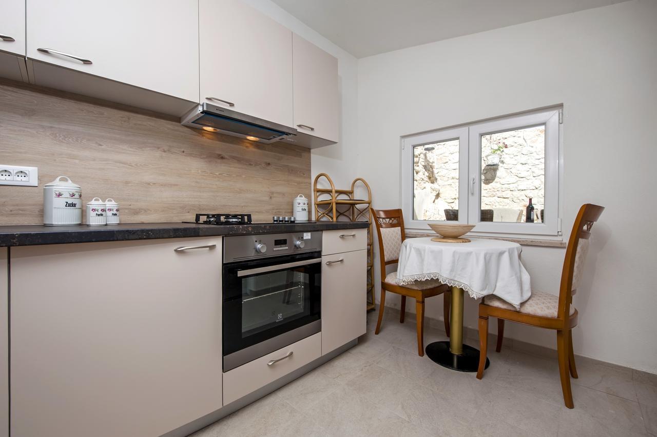 La Svalba Rooms & Studios Rovinj Extérieur photo