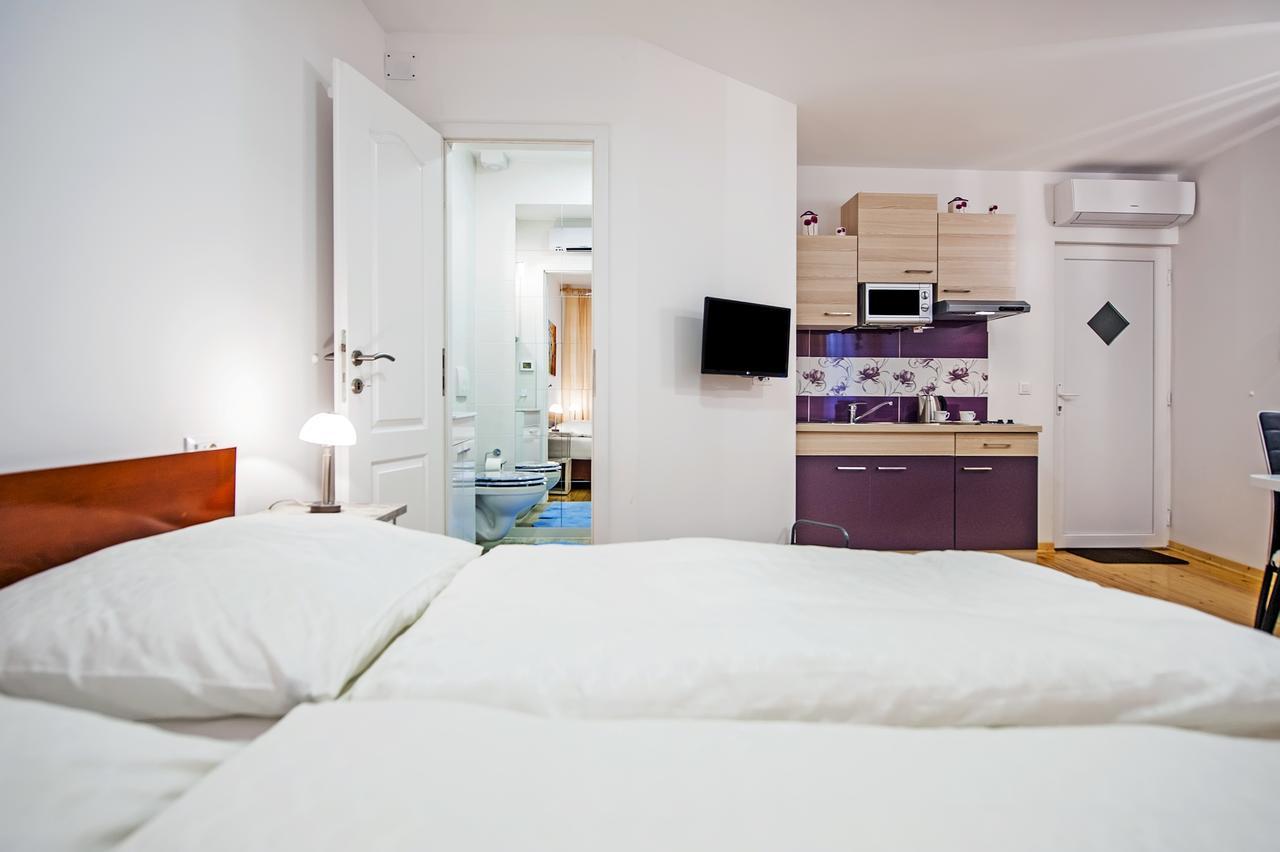La Svalba Rooms & Studios Rovinj Extérieur photo