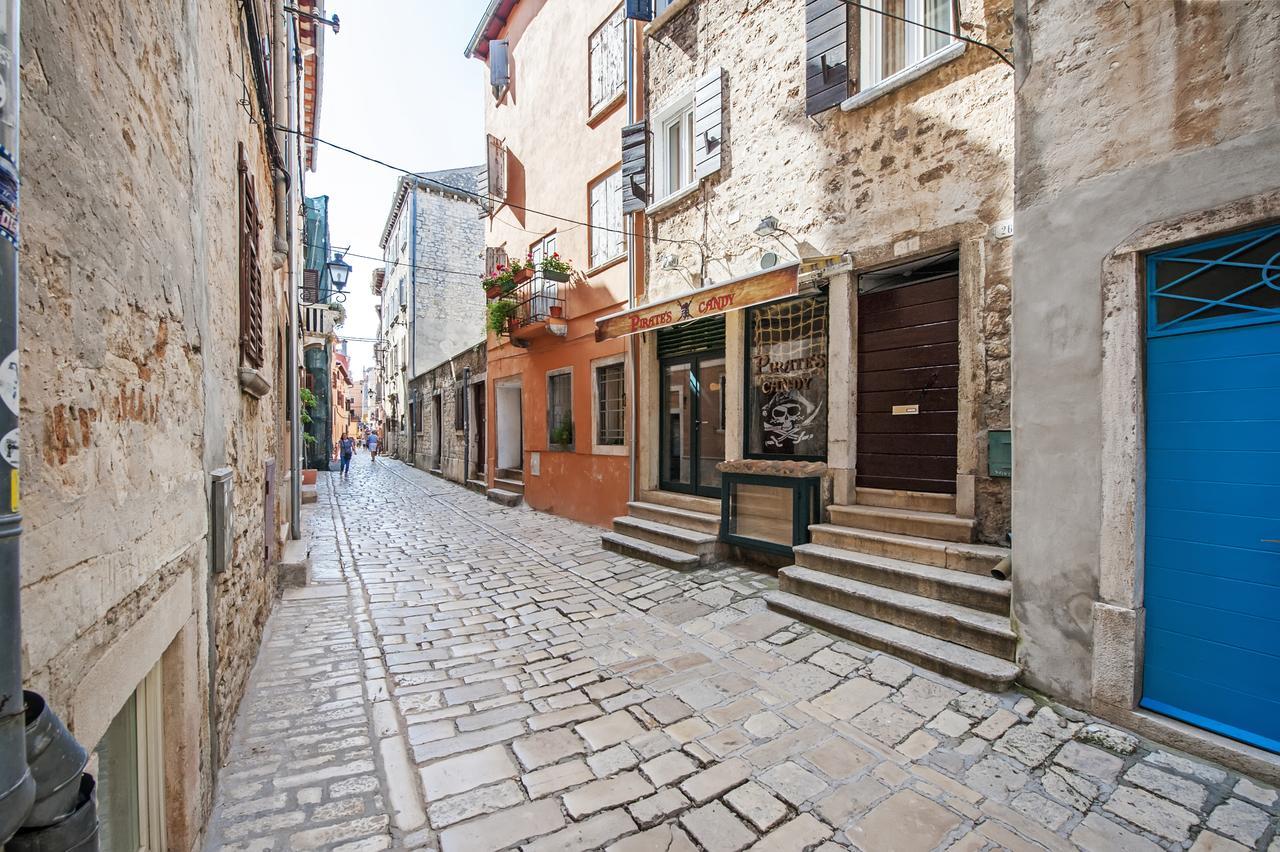 La Svalba Rooms & Studios Rovinj Extérieur photo