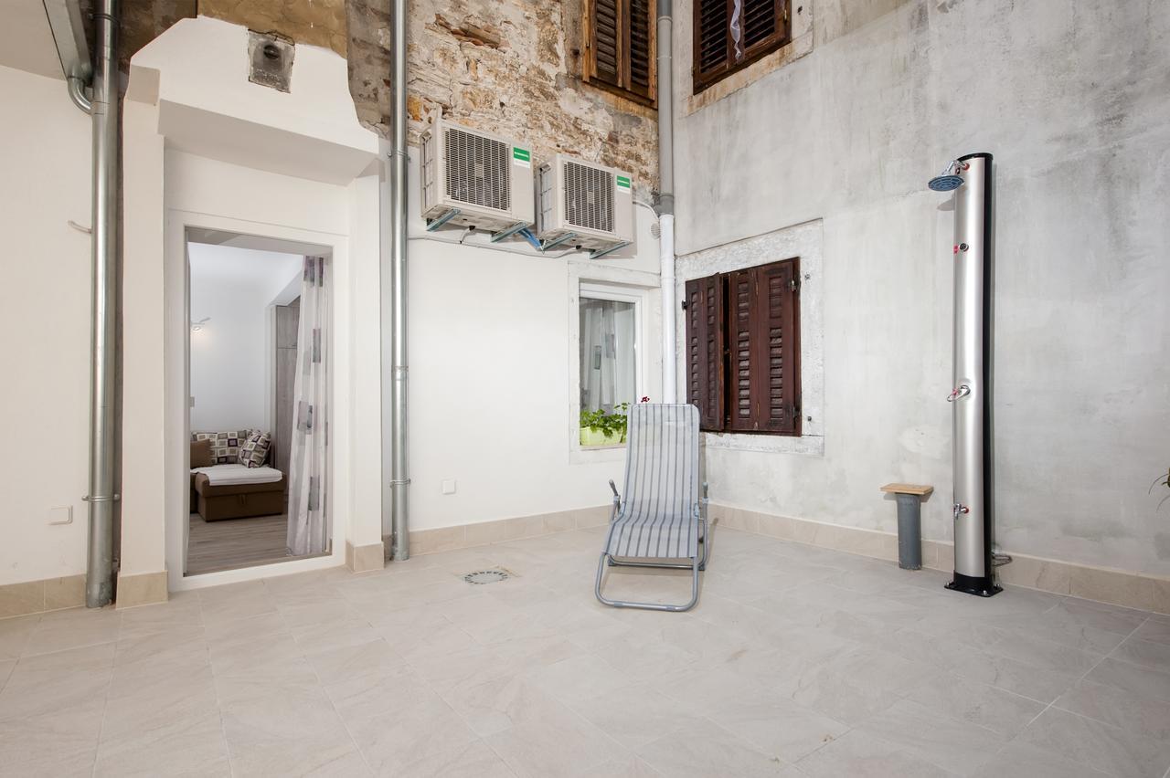 La Svalba Rooms & Studios Rovinj Extérieur photo