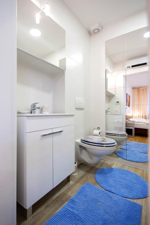 La Svalba Rooms & Studios Rovinj Extérieur photo