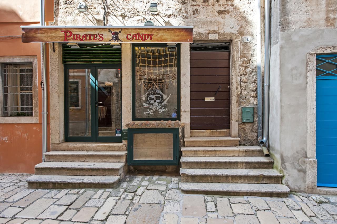La Svalba Rooms & Studios Rovinj Extérieur photo